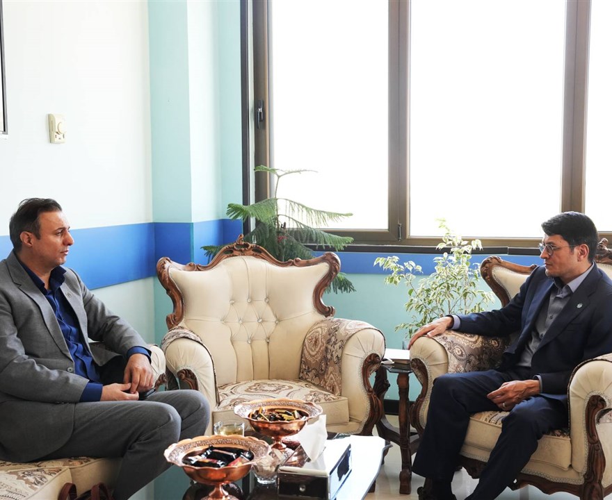دیدار و گفت‌وگوی رئیس دانشکده علوم پزشکی سیرجان با رئیس دانشگاه علوم پزشکی کرمان با محوریت توسعه زیرساخت‌ها و ارتقای خدمات سلامت