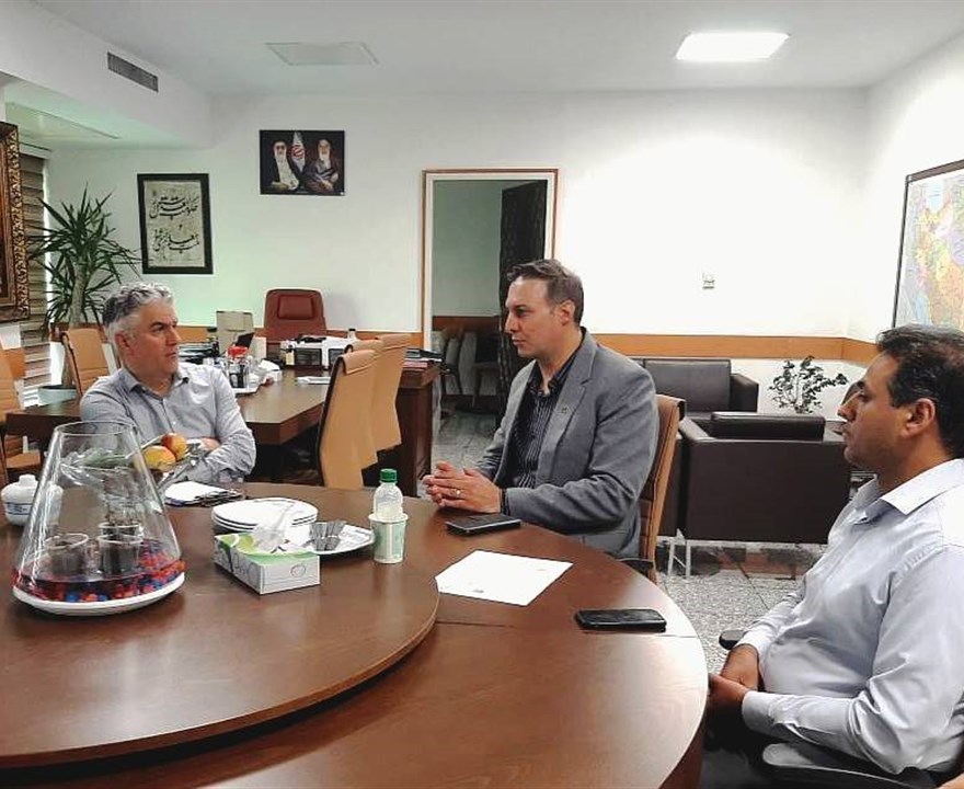 پیگیری نیازهای درمانی دانشکده علوم پزشکی سیرجان در دیدار با معاون درمان وزارت بهداشت