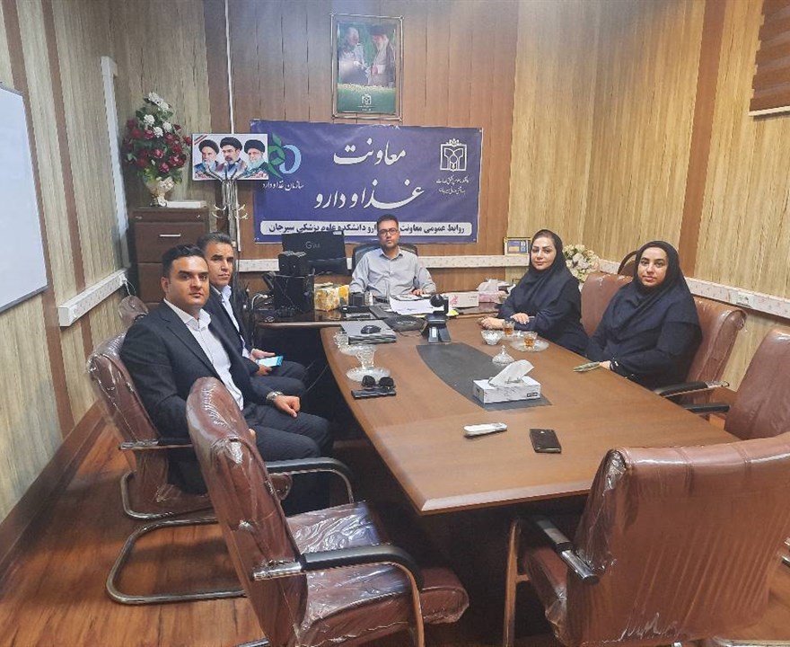 پیگیری رفع کمبود دارو و ملزومات پزشکی