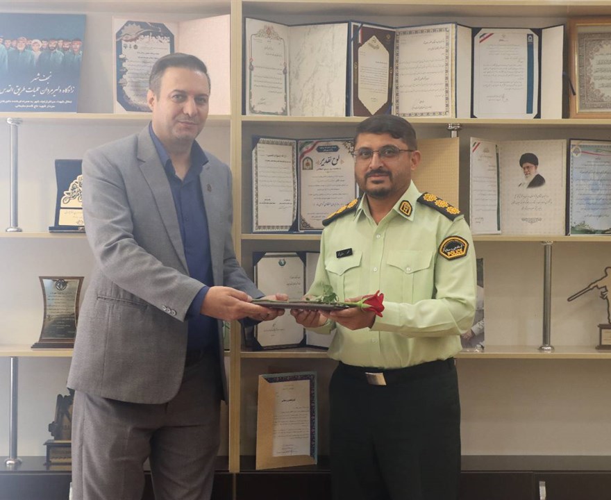 دیدار رییس دانشکده علوم پزشکی سیرجان با فرمانده نیرو انتظامی شهرستان به مناسبت هفته نیروی انتظامی